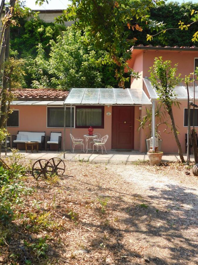 Appartamento Con Piscina Immersa Nel Verde Cascina Exterior foto