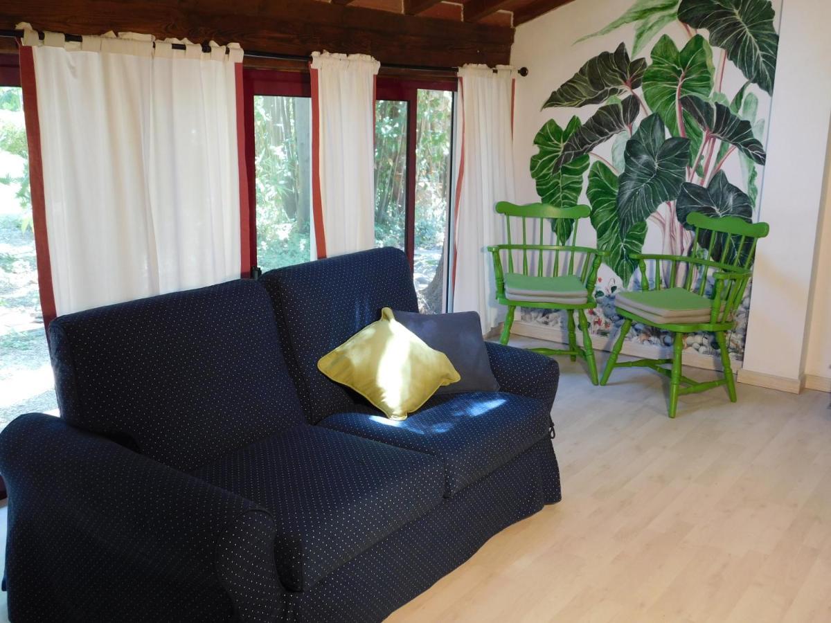 Appartamento Con Piscina Immersa Nel Verde Cascina Exterior foto