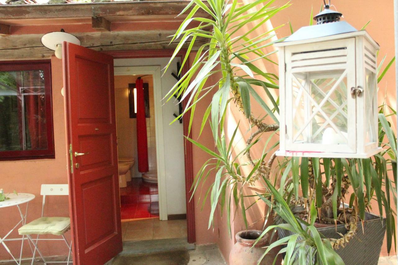 Appartamento Con Piscina Immersa Nel Verde Cascina Exterior foto